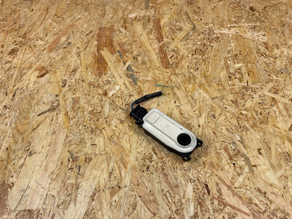 Модуль моторчик блок керування шторка жалюзі перед land rover 5877r1007a Київ