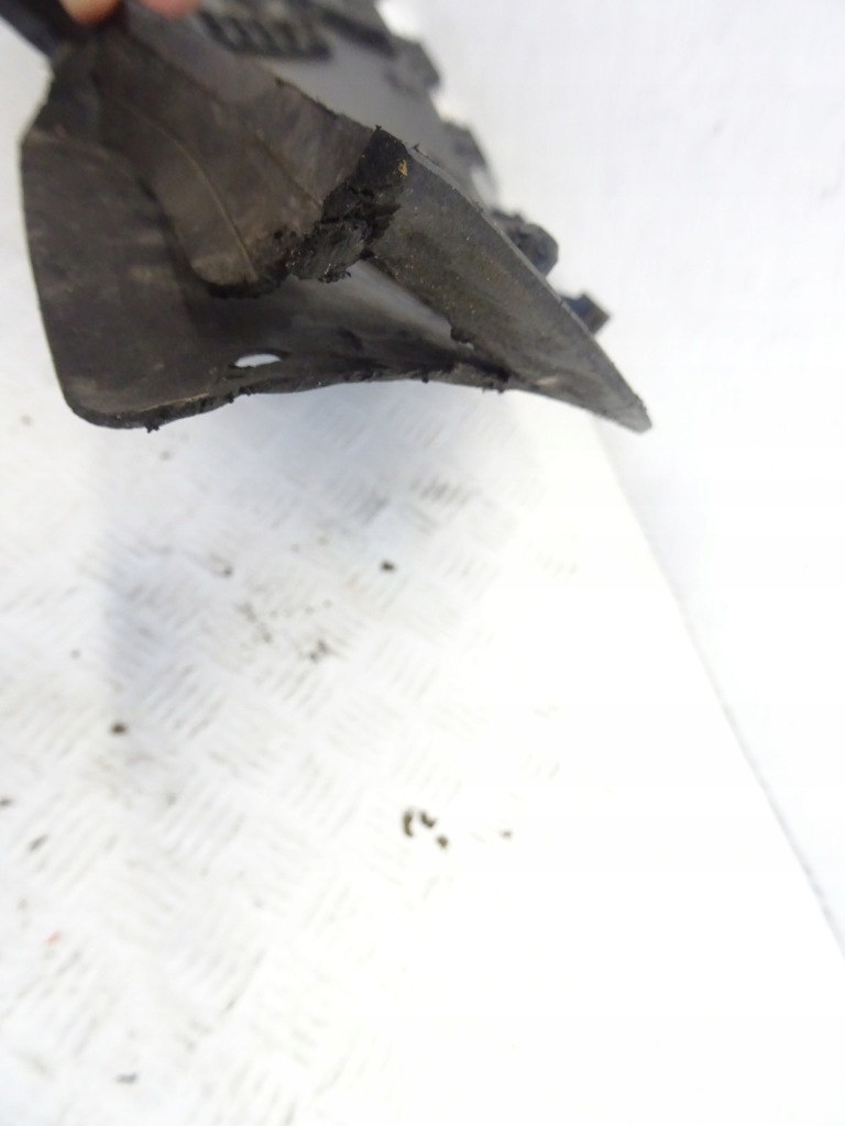 фото №4, Tesla model 3 пол защита бампера перед передняя