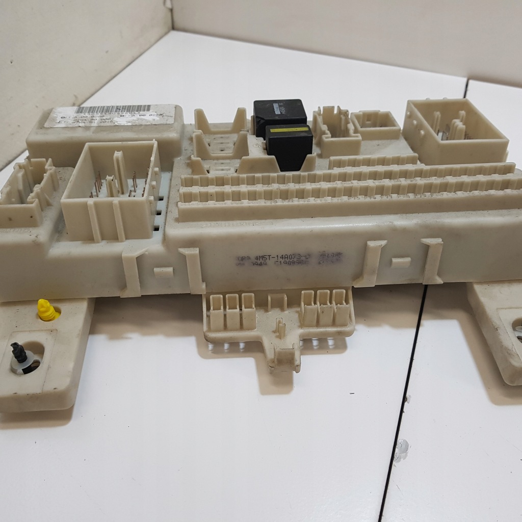 фото №4, Коробка запобіжників ford c-max