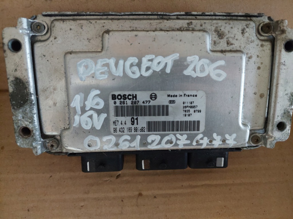 Купити Citroen peugeot 1,6 бортовий комп'ютер блок керування 0261207477