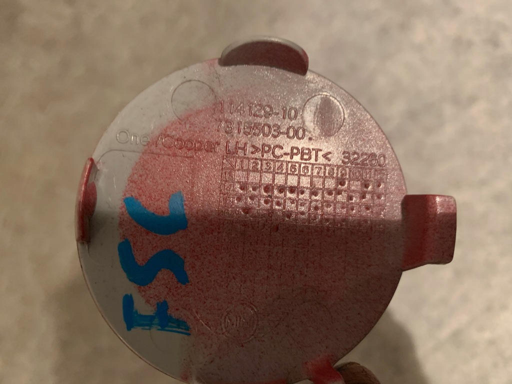 фото №2, Mini cooper f56 заглушка бампера задня задня