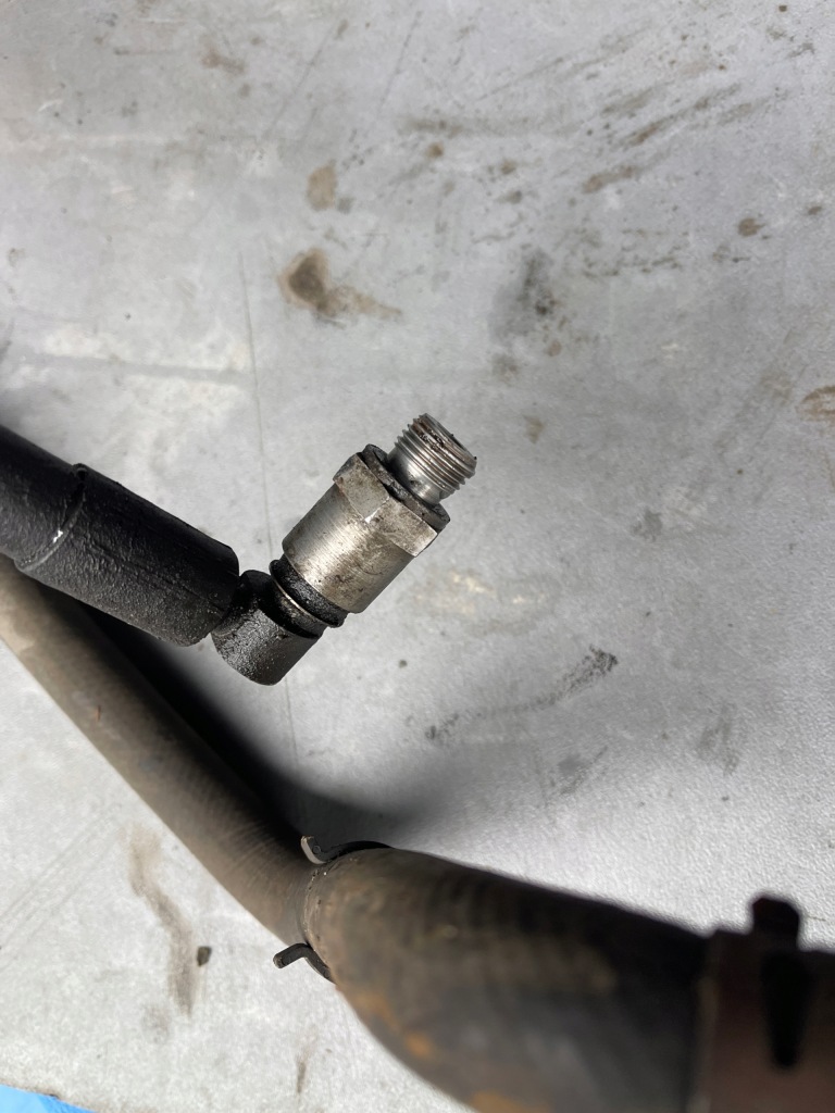 Трубка шланг патрубок підсилювача mascott 3.0 07-10rok Оригінал