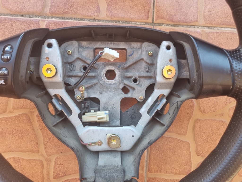 фото №9, Mazda 2 повітропровід