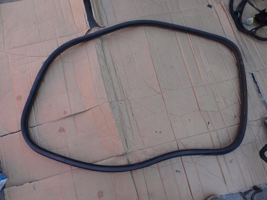 фото №1, Прокладка двері лівий задня citroen c3 ii ds3 прокладка двері c3 ii ds3