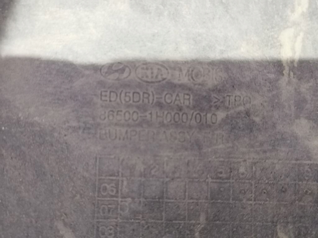 Kia ceed i бампер перед передний в Украине