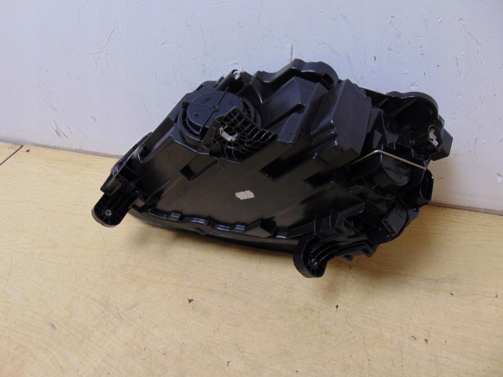 фото №10, Лампа права перед audi q2 81a941004 europa