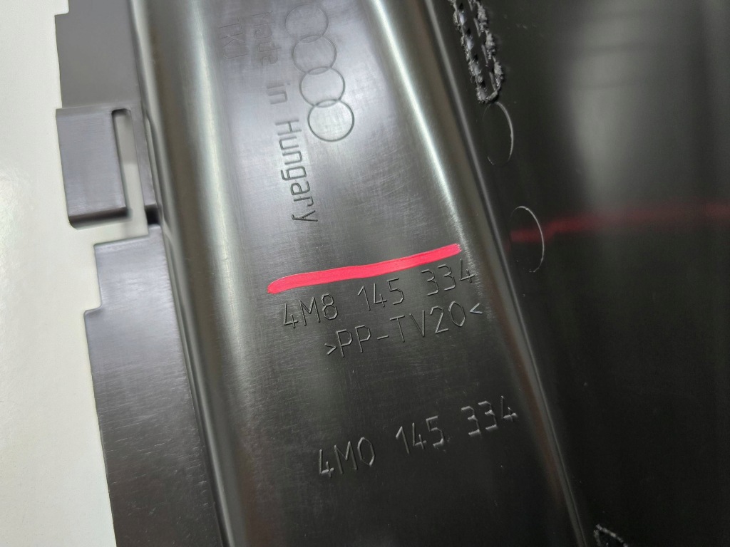 фото №8, Впуск канал напрямна повітря audi q8 4m8 19- правий перед