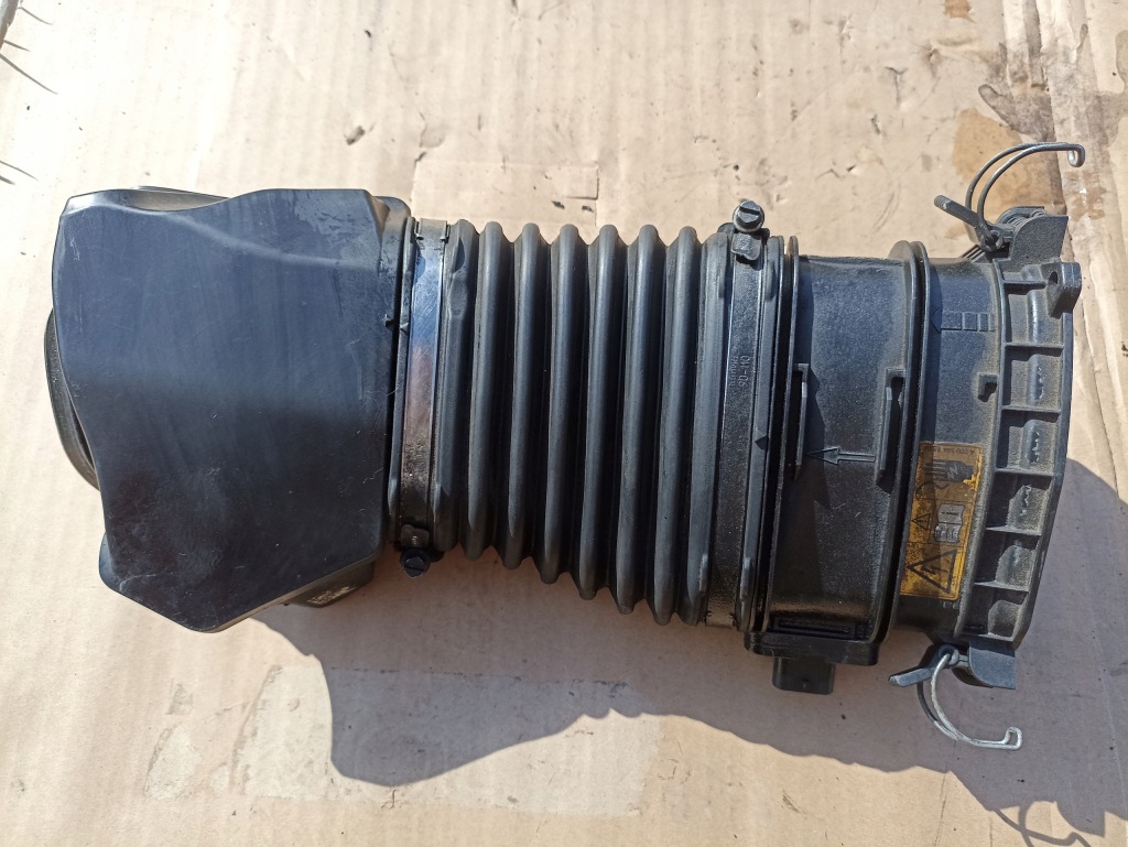 Купить Труба воздухозаборник воздуха расходомер mercedes w213 e-klasa