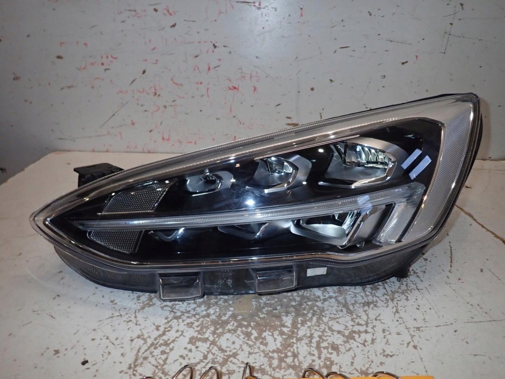 Купити Фара перед передня ліва ford focus mk4 2018- full led