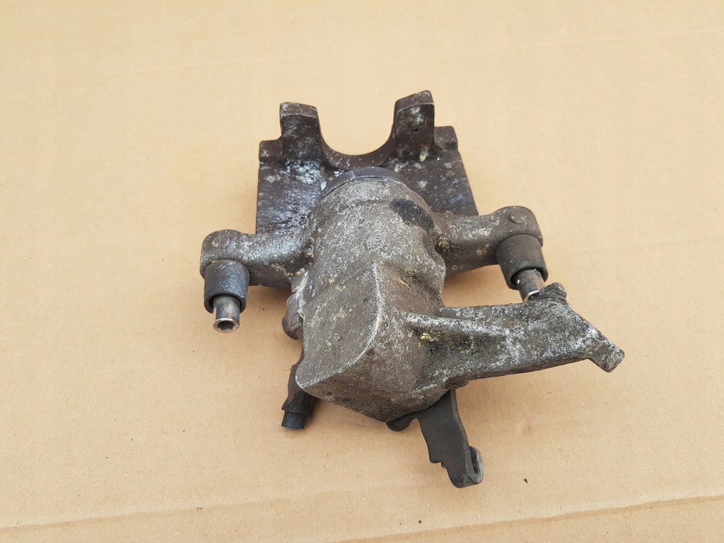 фото №13, Суппорт тормозной правый задняя / opel vectra c signum / проверенный - оригинал