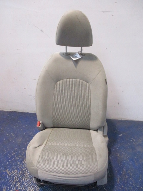 фото №1, Micra k13 lift 5 дверной сиденье водителя левый