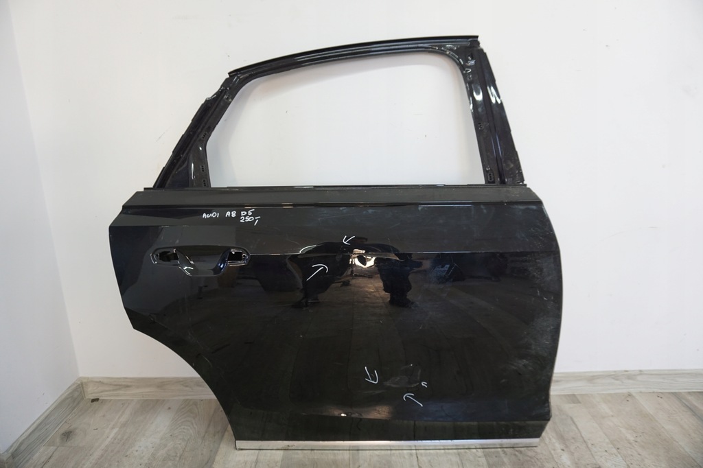 фото №1, Audi a8 d5 двері праве задня задні