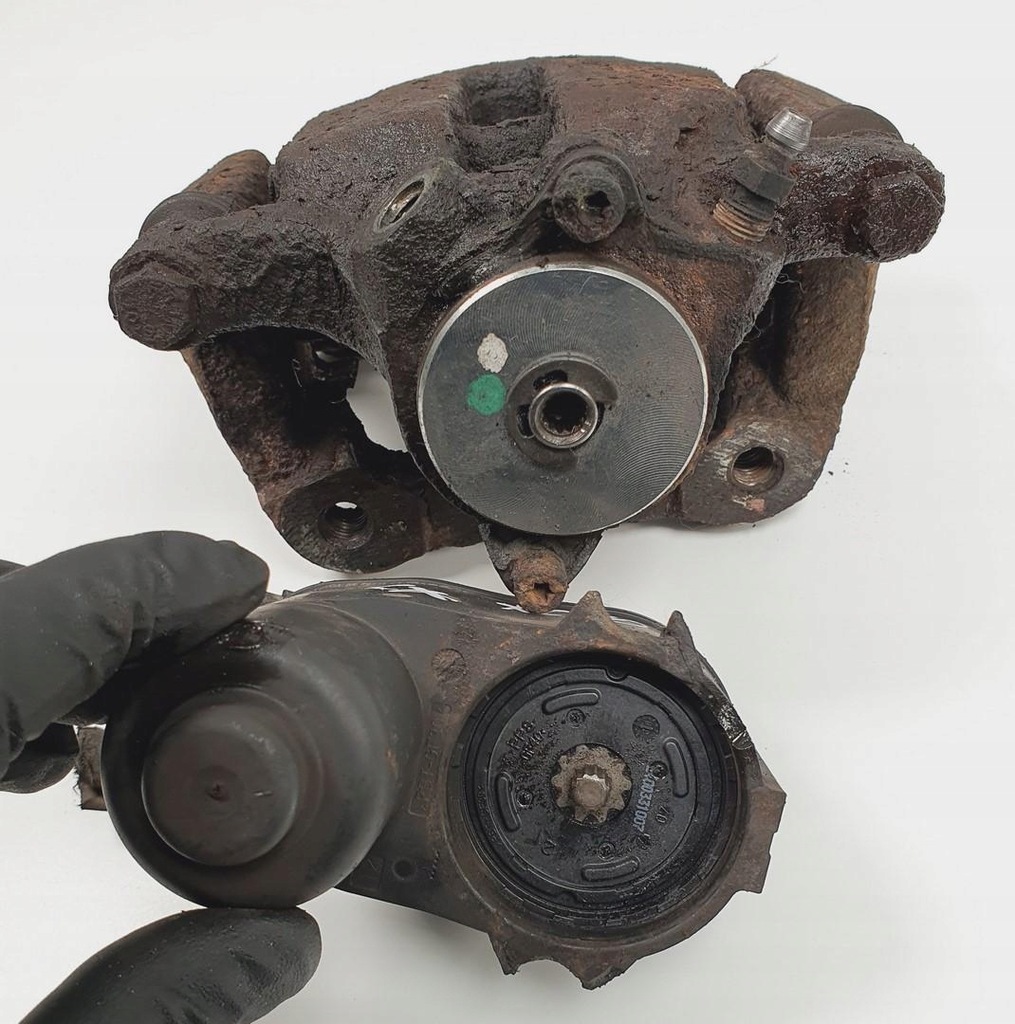 фото №6, Суппорт тормозной левый задняя volvo xc70 ii