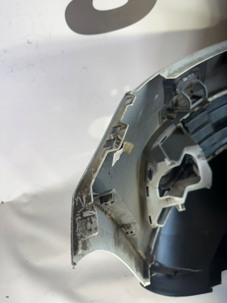 Audi q5 8r рестайлінг  бампер перед передній pdc,sprysk ly9c 2012-2016 8r0807437ah Київ