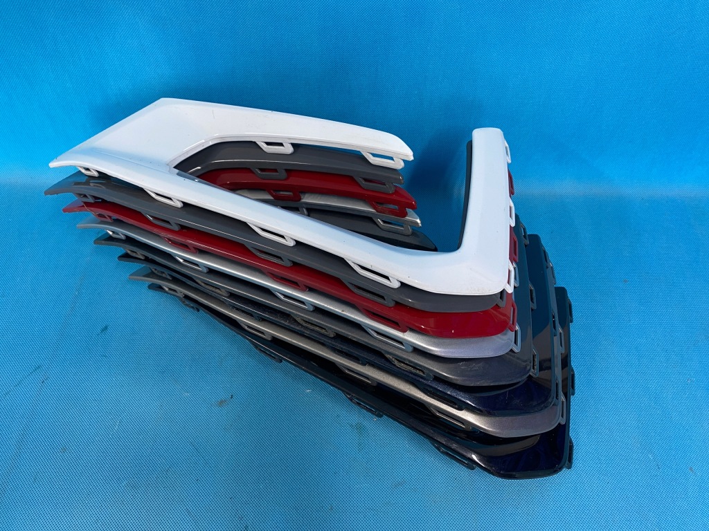 фото №1, Ford transit custom 2020- левая решётка решётка радиатора бампера передний перед