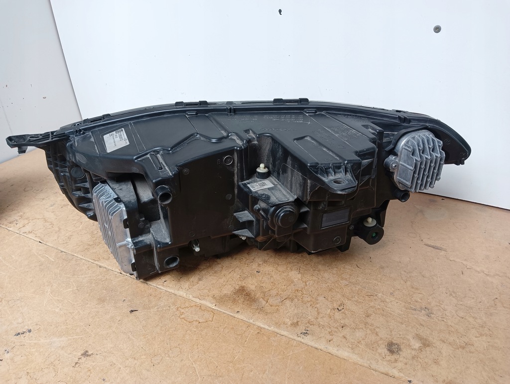 фото №9, Лампа правая volvo xc90 mid led 316558813