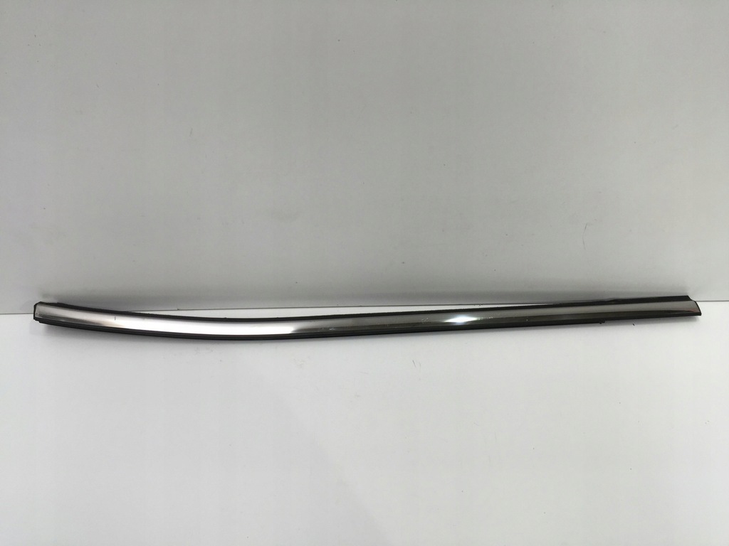 фото №1, Ford ranger iii 2018 молдинг уплотнитель задняя правая