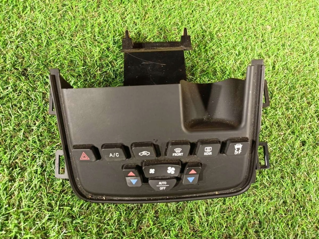 фото №1, Панель управление кондиционера dodge journey 2 2011