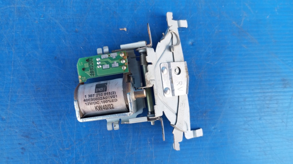 1307210011 электроклапан фонари перед ксенон bmw e46 Киев