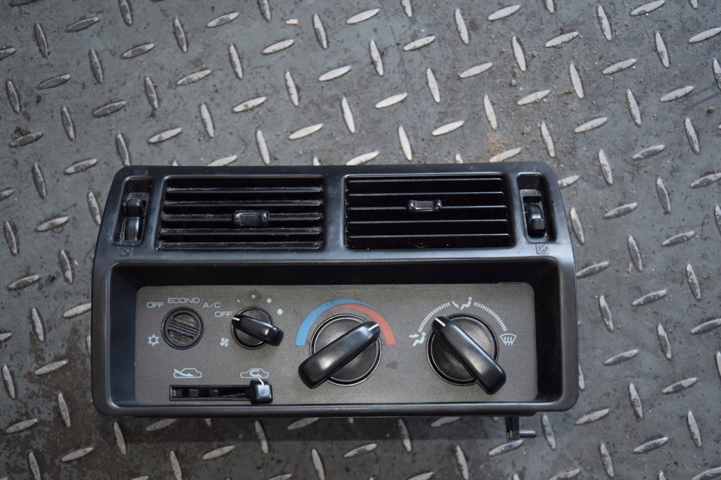 фото №1, Панель управление вентиляция mitsubishi space runner