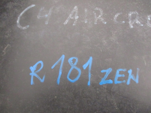 C4 aircross основание аккумулятор 8201a004 с Разборки