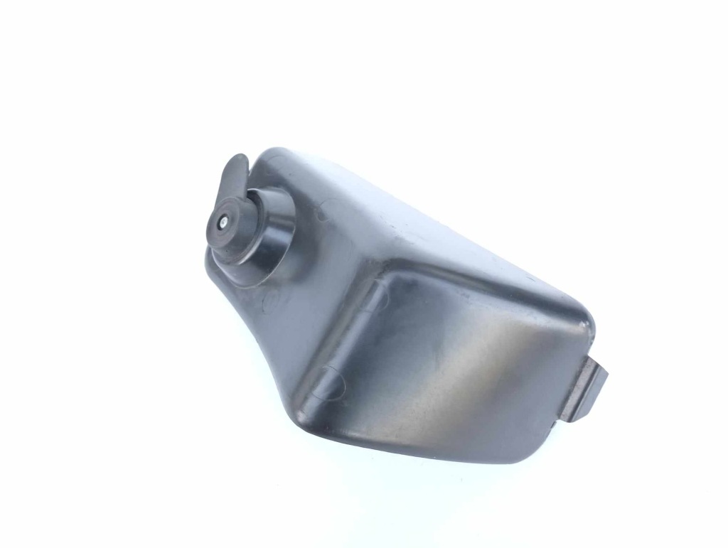 фото №3, Alfa romeo 159 защита лампочка лампы левый задняя