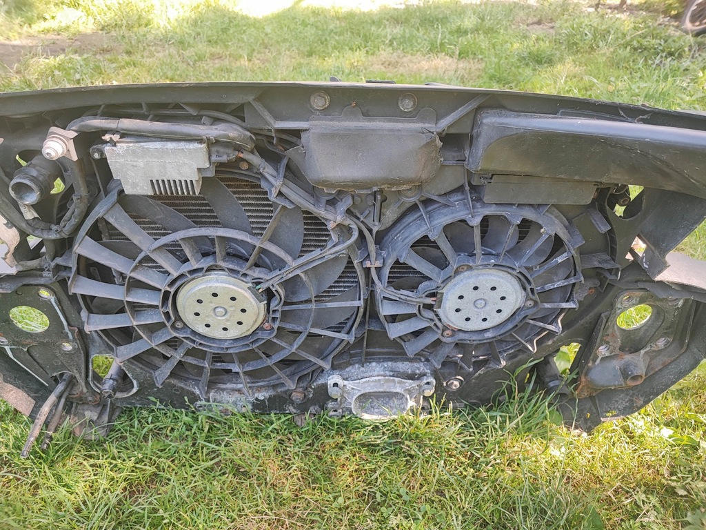 фото №8, Pas перед радіатор audi a6 c5 3.0 v6 asn комплект