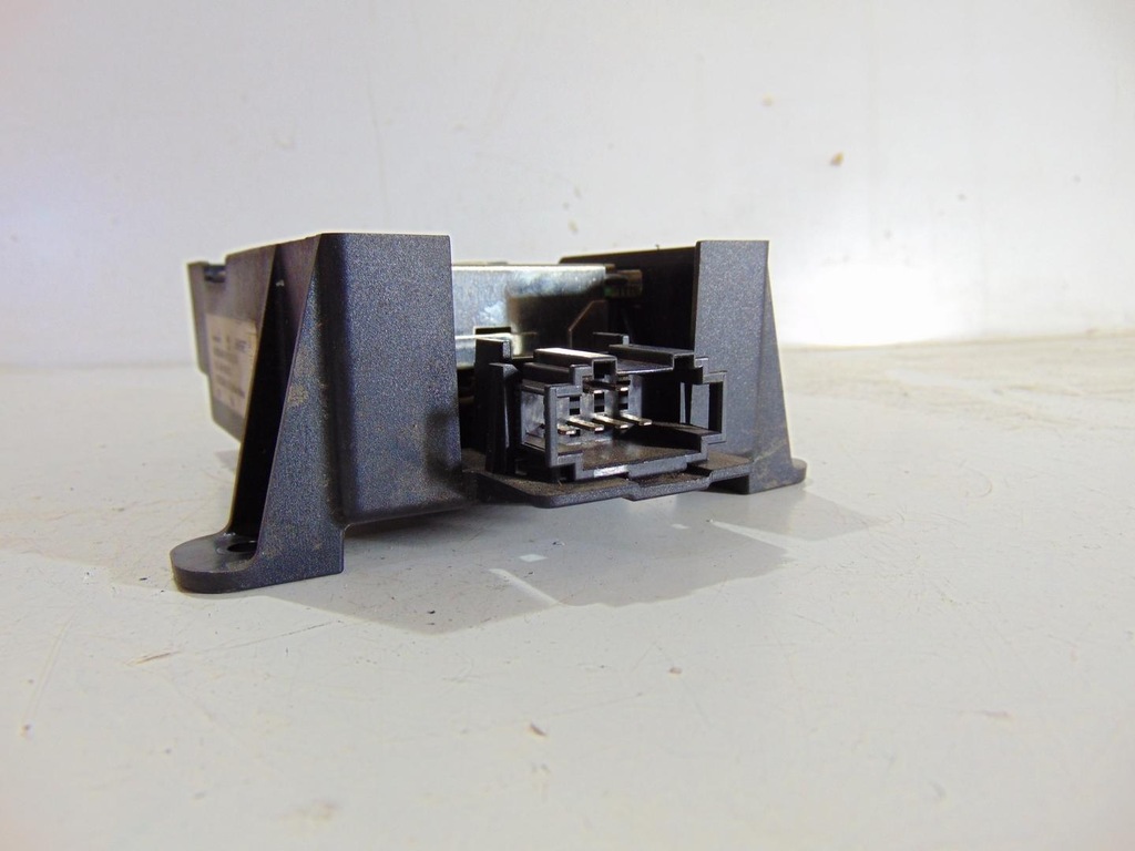 фото №2, Усилитель радио audi a6 c6 4f0035223b