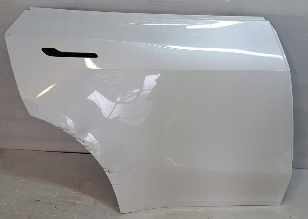 фото №1, Tesla y 2020- двері праве задня задні оригінальні