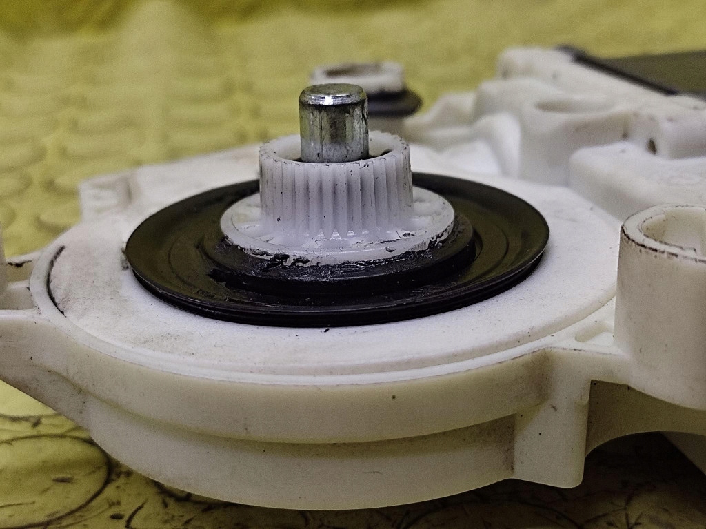 фото №5, Seat ibiza iii моторчик скло лівий перед 6q2959802a