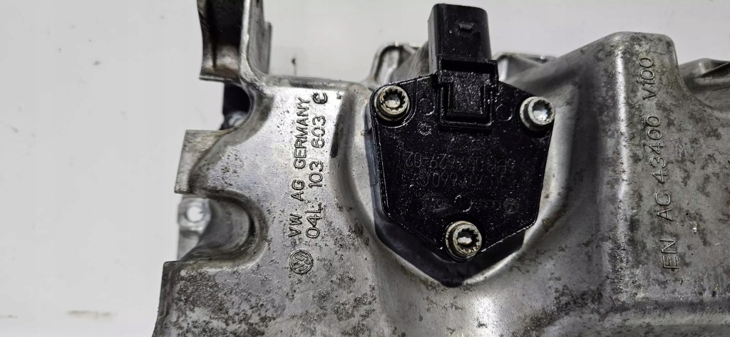 Поддон масляная vw skoda seat 2.0 tdi 04l103603c с Разборки