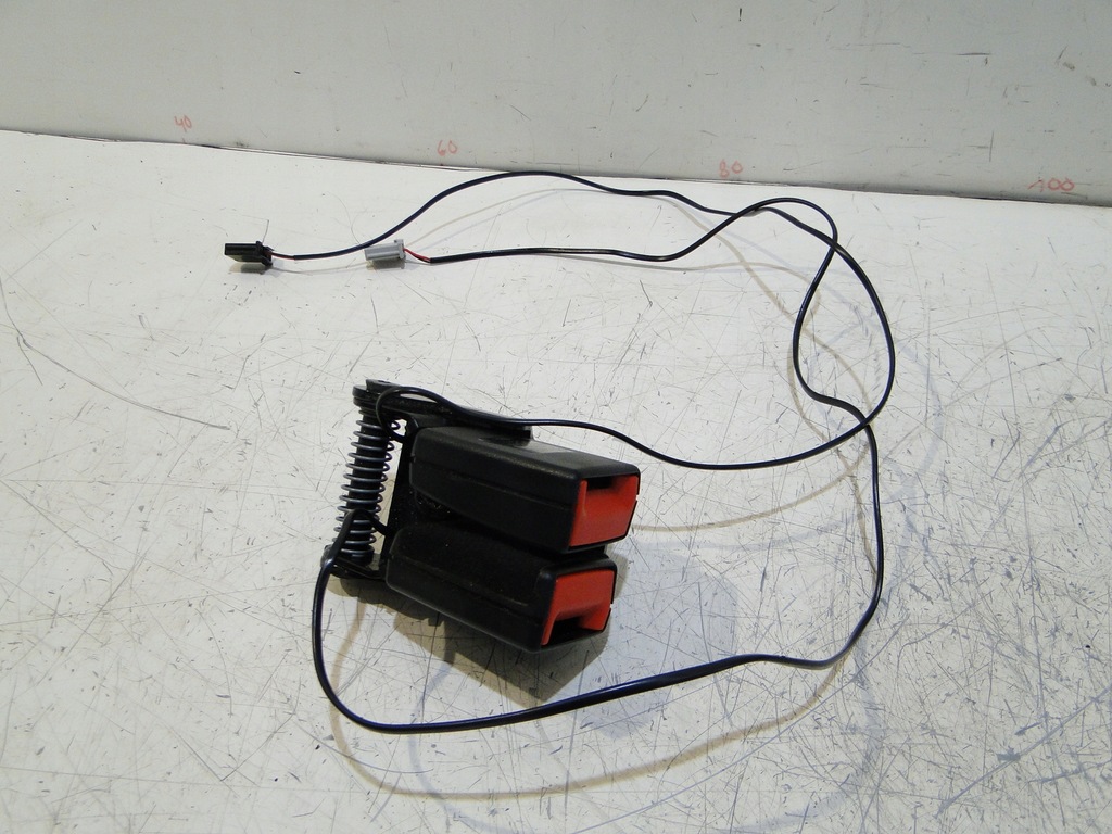 фото №7, Кліпса замок ременів задня opel adam 13357735