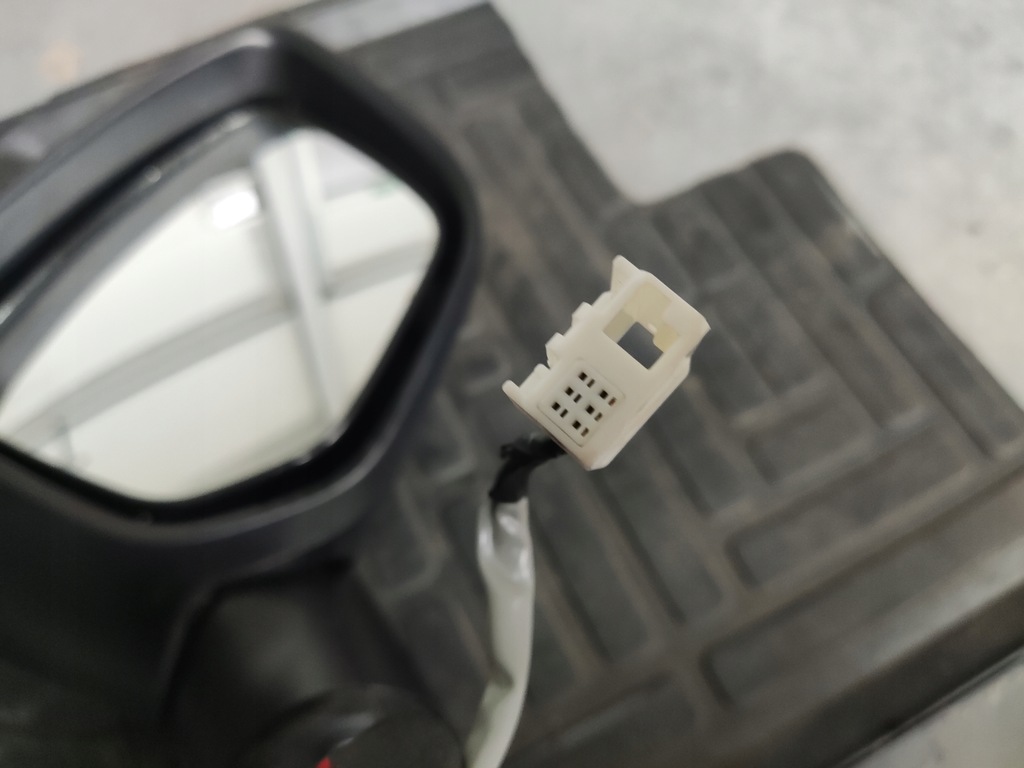 фото №5, Mitsubishi eclipse cross - дзеркало 6 pin праве