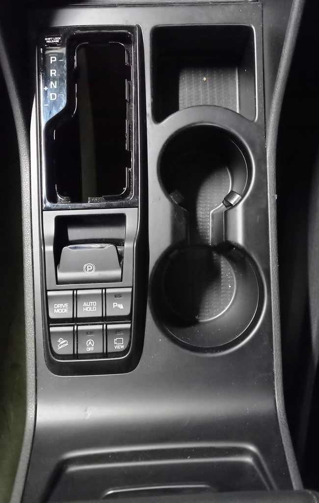 фото №1, Hyundai tucson iii lift панель туннель автоматическая коробка передач