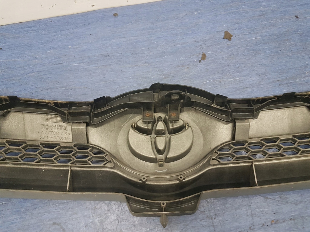 фото №12, Toyota corolla verso i lift решётка радиатора решётка радиатора 1c0