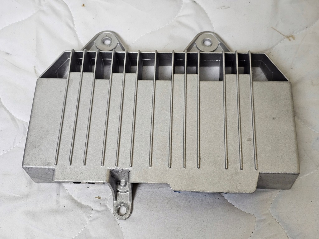 фото №1, Підсилювач аудіо радіо porsche cayenne ii 7p5035223g