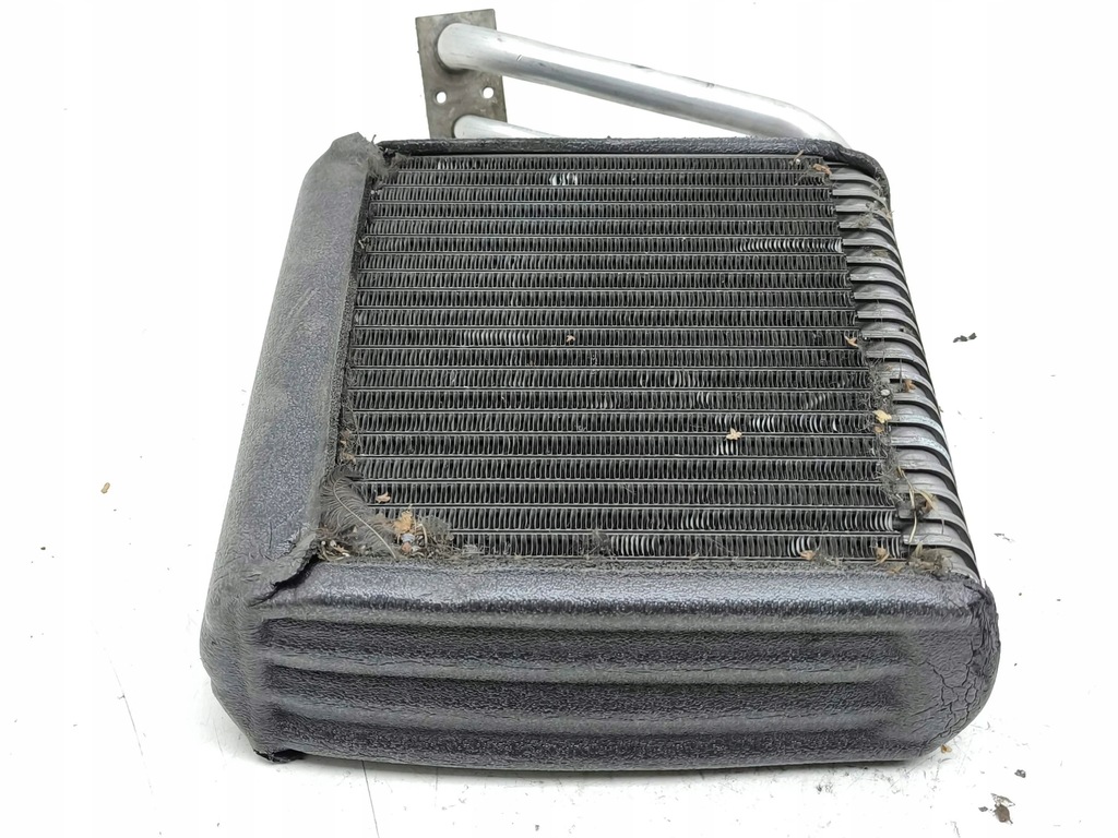 фото №7, Chrysler pt cruiser 2002 радиатор отопителя кондиционера a/c