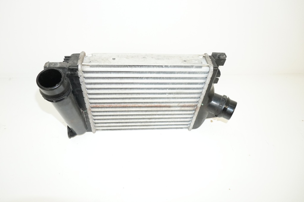 Dacia renault 0.9 tce радіатор інтеркулер оригінал Доставка