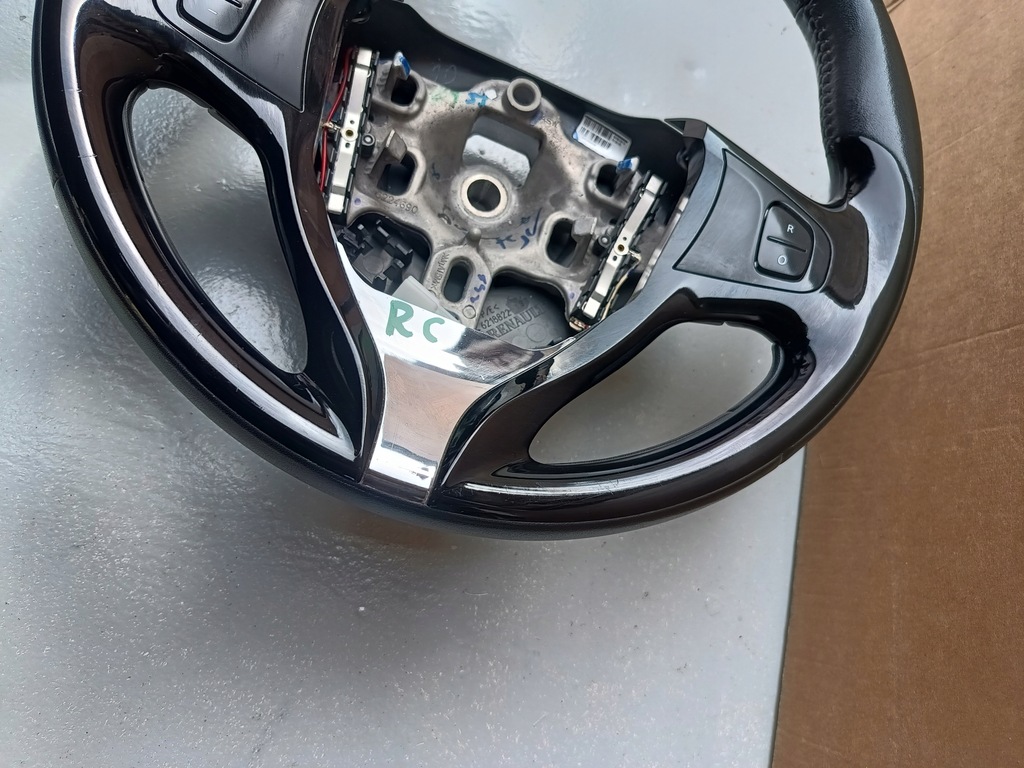 фото №8, Renault captur i 13r- воздуховод кожа состояние b.dobry 985105453r