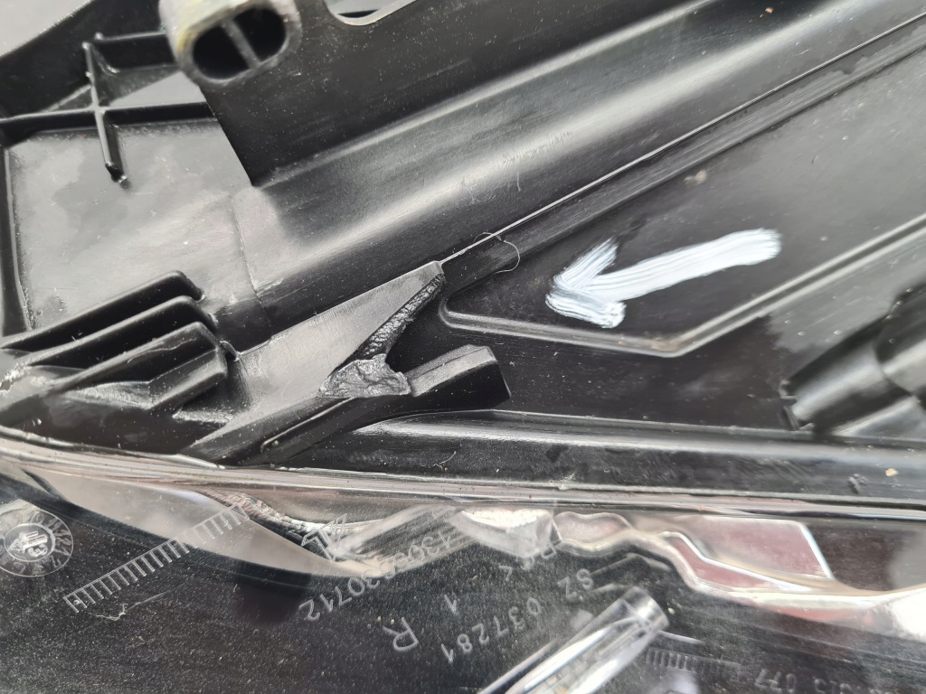 Renault megane 3 фонари фары led левый правый 260101010r 260607305r Недорого