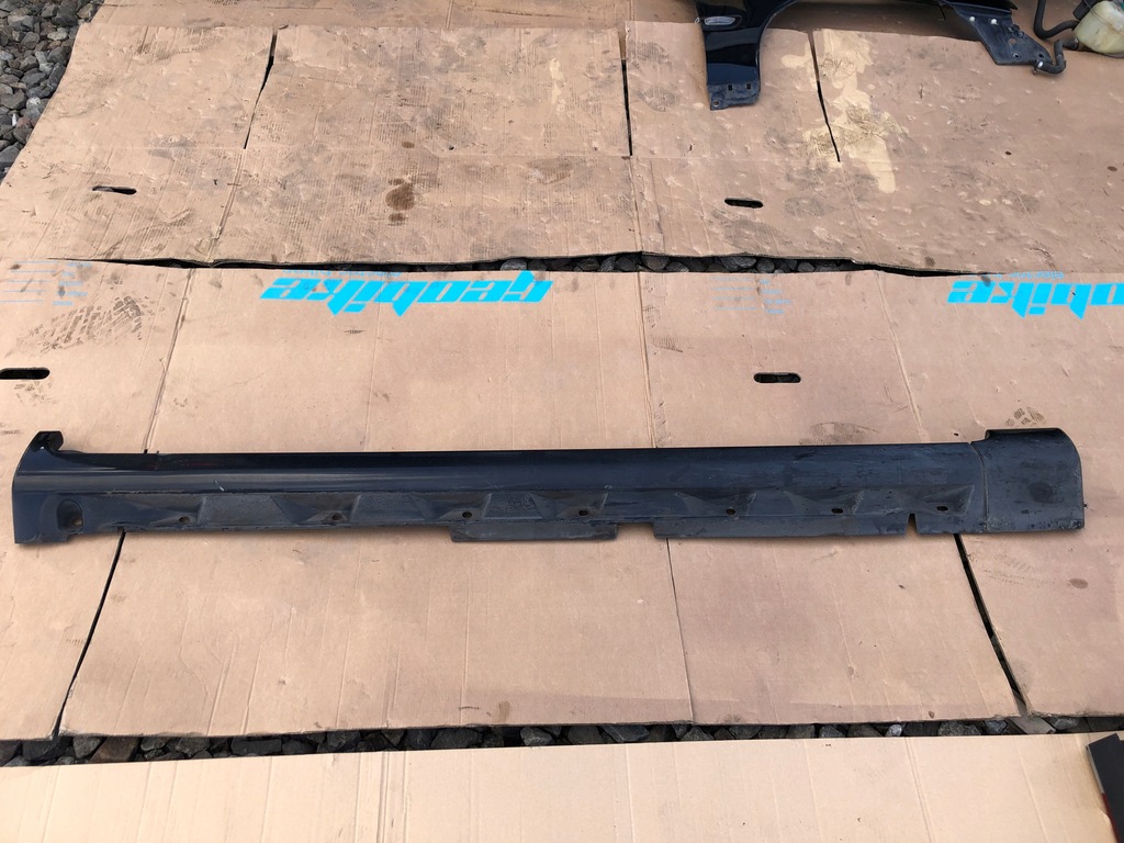 фото №1, Правая молдинг порог volvo v70 2004-2007 019-26