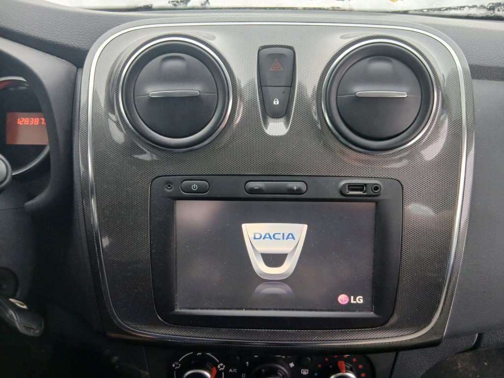 фото №1, Dacia sandero ii stepway lift радио мультимедийный навигация дисплей eur