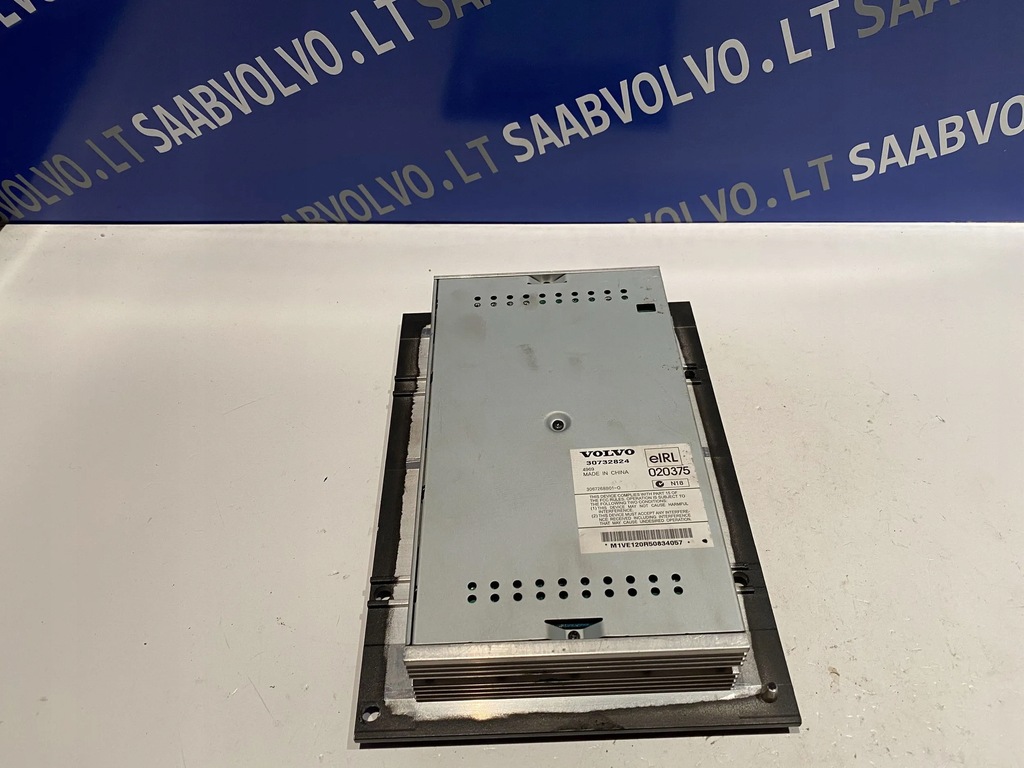 фото №1, Volvo s40 2005 усилители