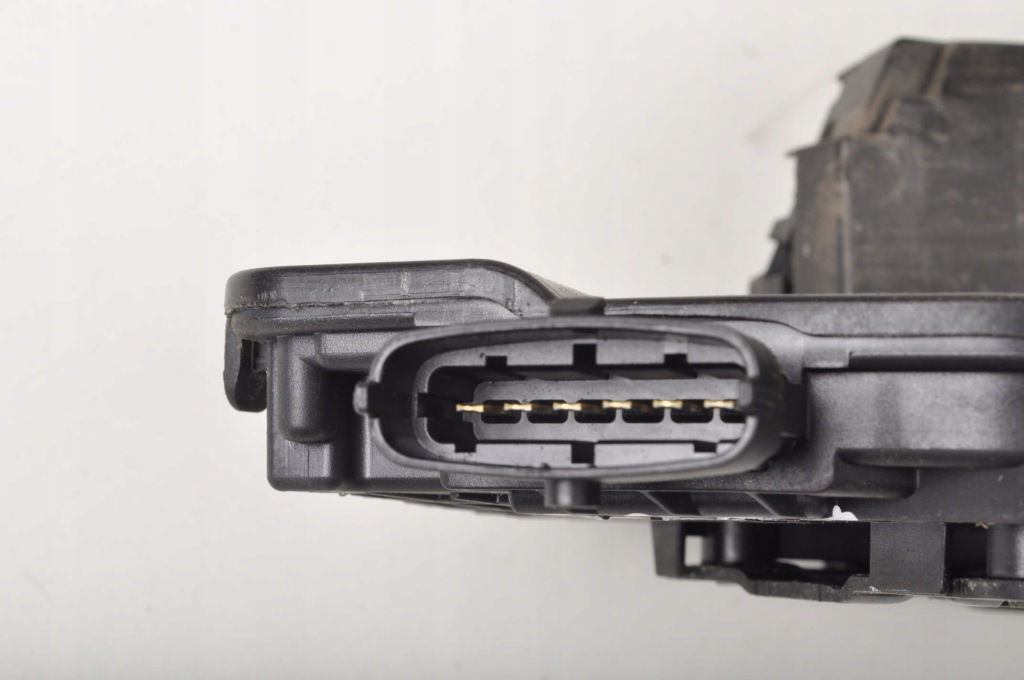 фото №10, Land rover discovery v l462 замок дверь правый перед передний hy32-203a28-bb