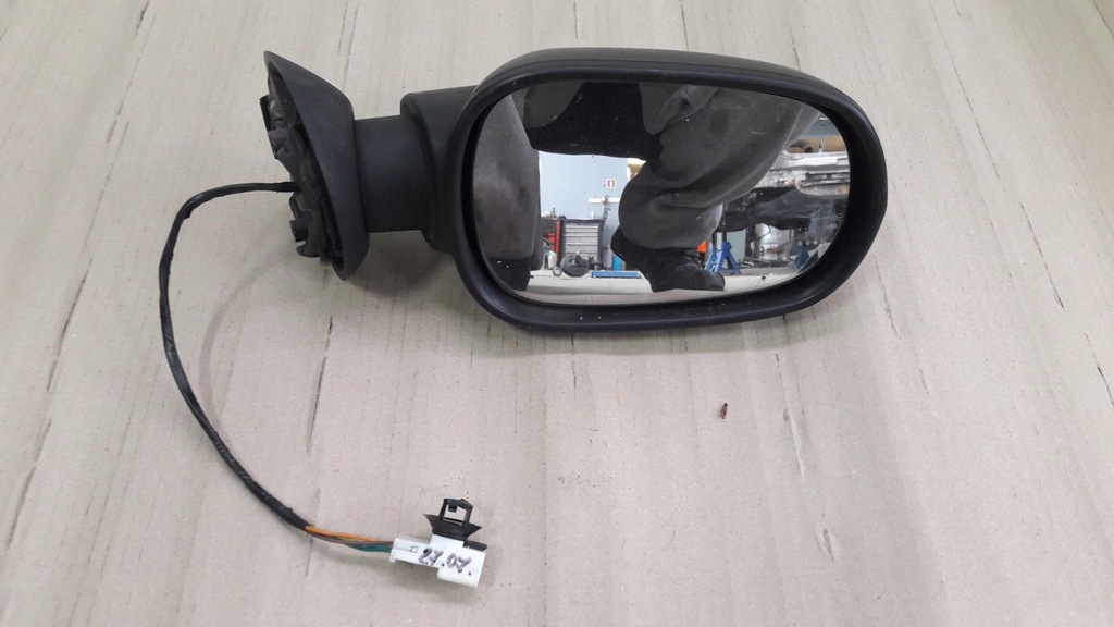 фото №1, Dacia logan дзеркало праве 5 pin