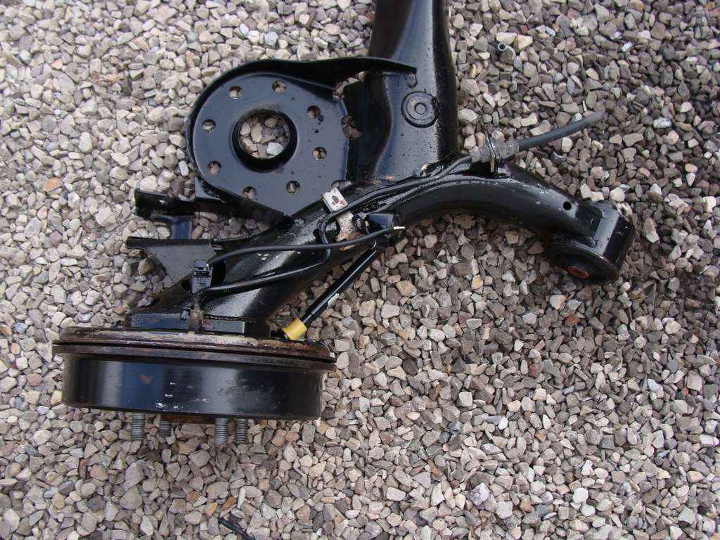 фото №4, Балка oś задняя toyota yaris ii iii барабан !!!