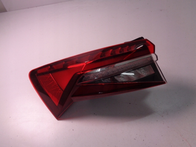 фото №1, Лампа лівий задня skoda kodiaq lift 2.0 tdi 2022 rok