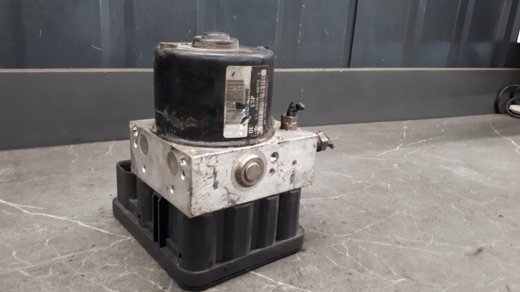 фото №1, 100960-11283 насос abs citroen c5 i