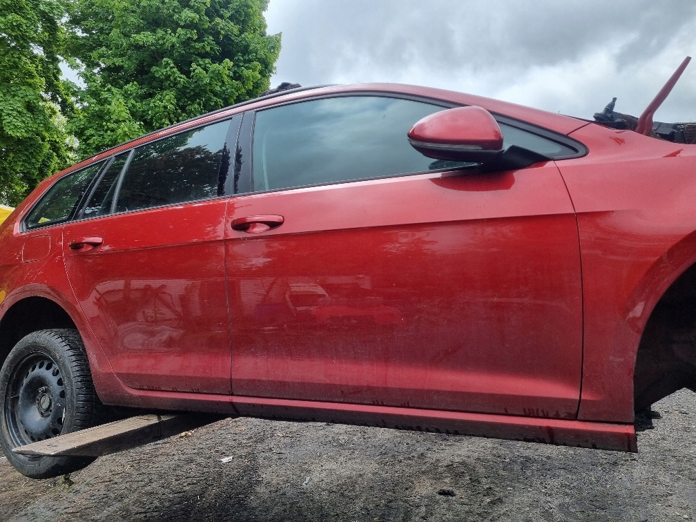 Купить Дверь перед правое  левое коплектная  vw golf vii kol la3x vwcargroup. pl