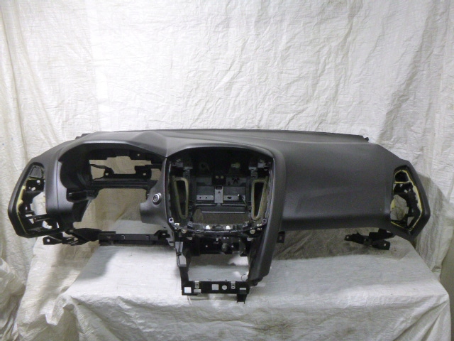 фото №1, Консоль приборная панель приборная подушка безопасности подушки безопасности ремни focus mk3 lift оригинал